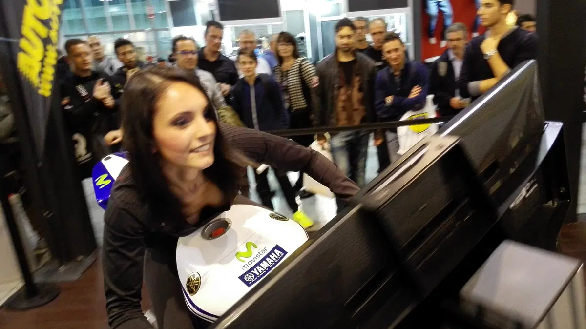 Prova il simulatore della Yamaha M1 di Lorenzo allo stand di Moto.it! (3)