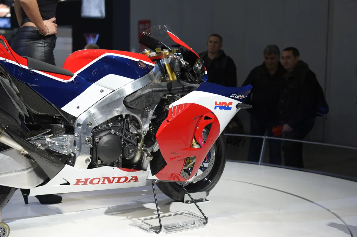Honda RC213V-S, MotoGP replica (18)