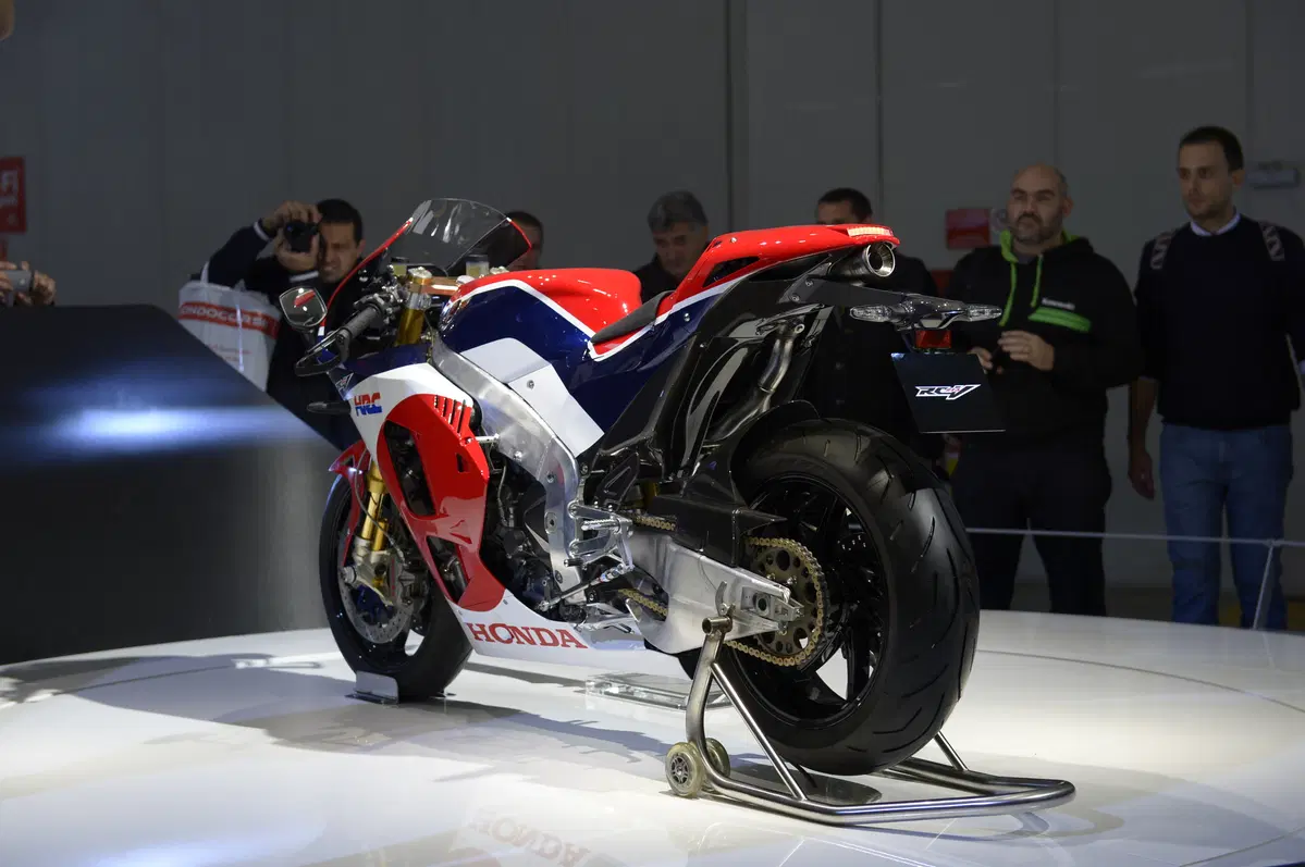 Honda RC213V-S, MotoGP replica (21)