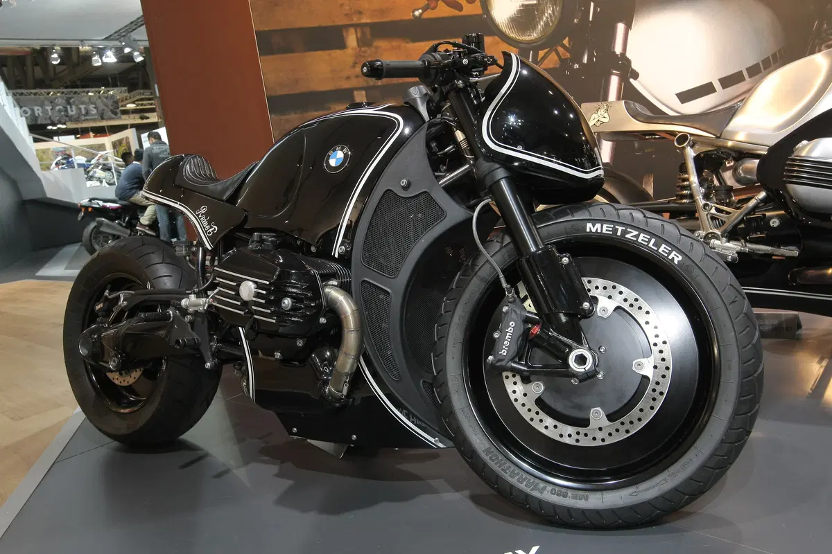 BMW R NineT custom Project: interpretazioni dal sol levante (3)