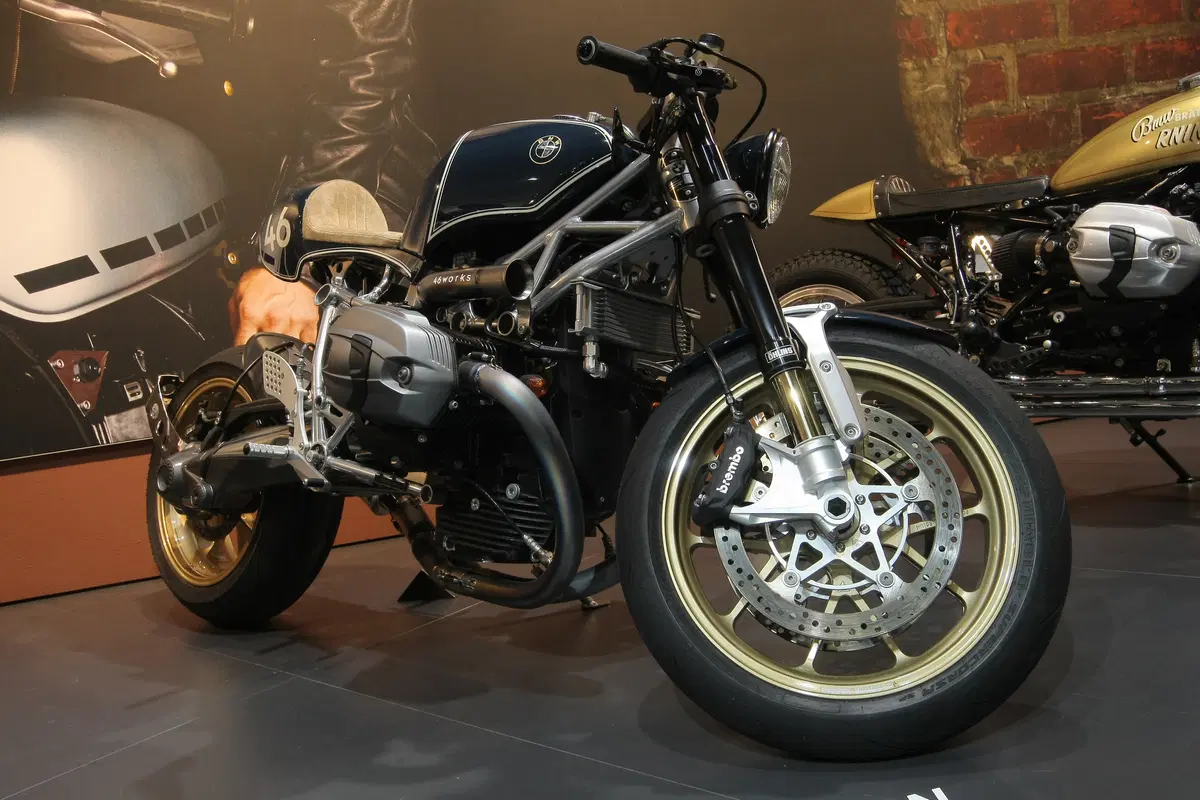BMW R NineT custom Project: interpretazioni dal sol levante (5)