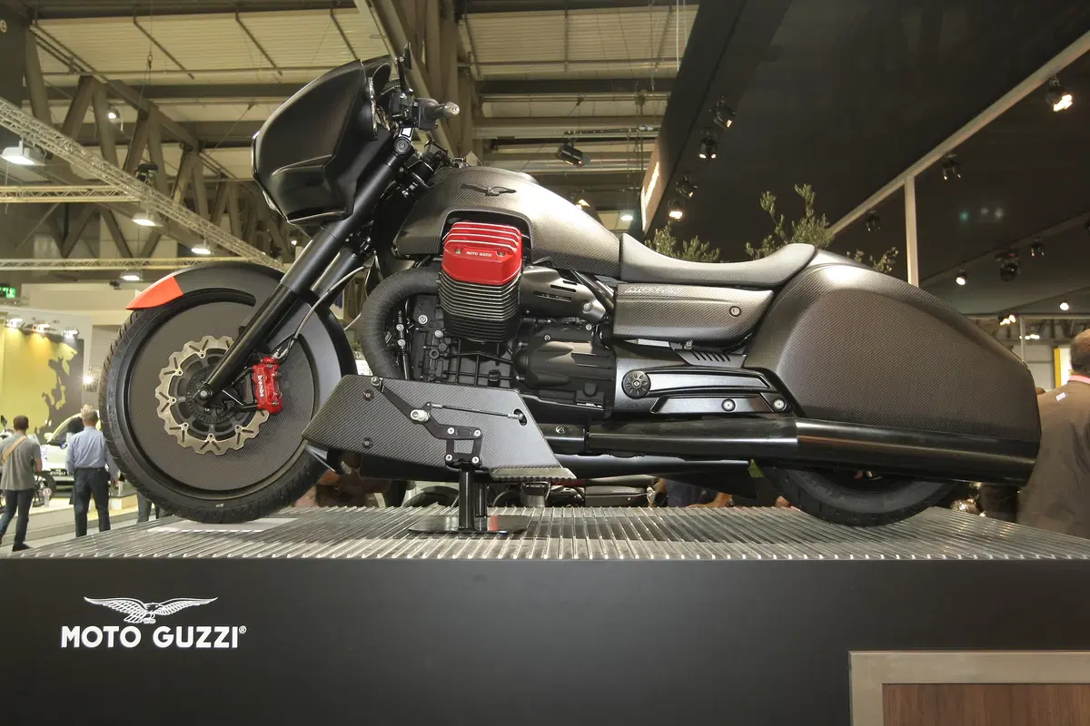 Moto Guzzi MGX21 (2)