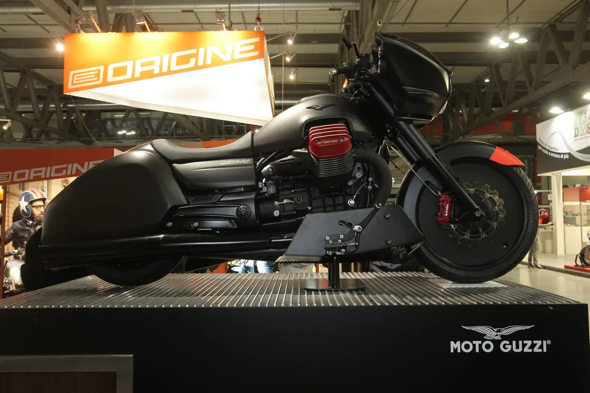 Moto Guzzi MGX21 (3)