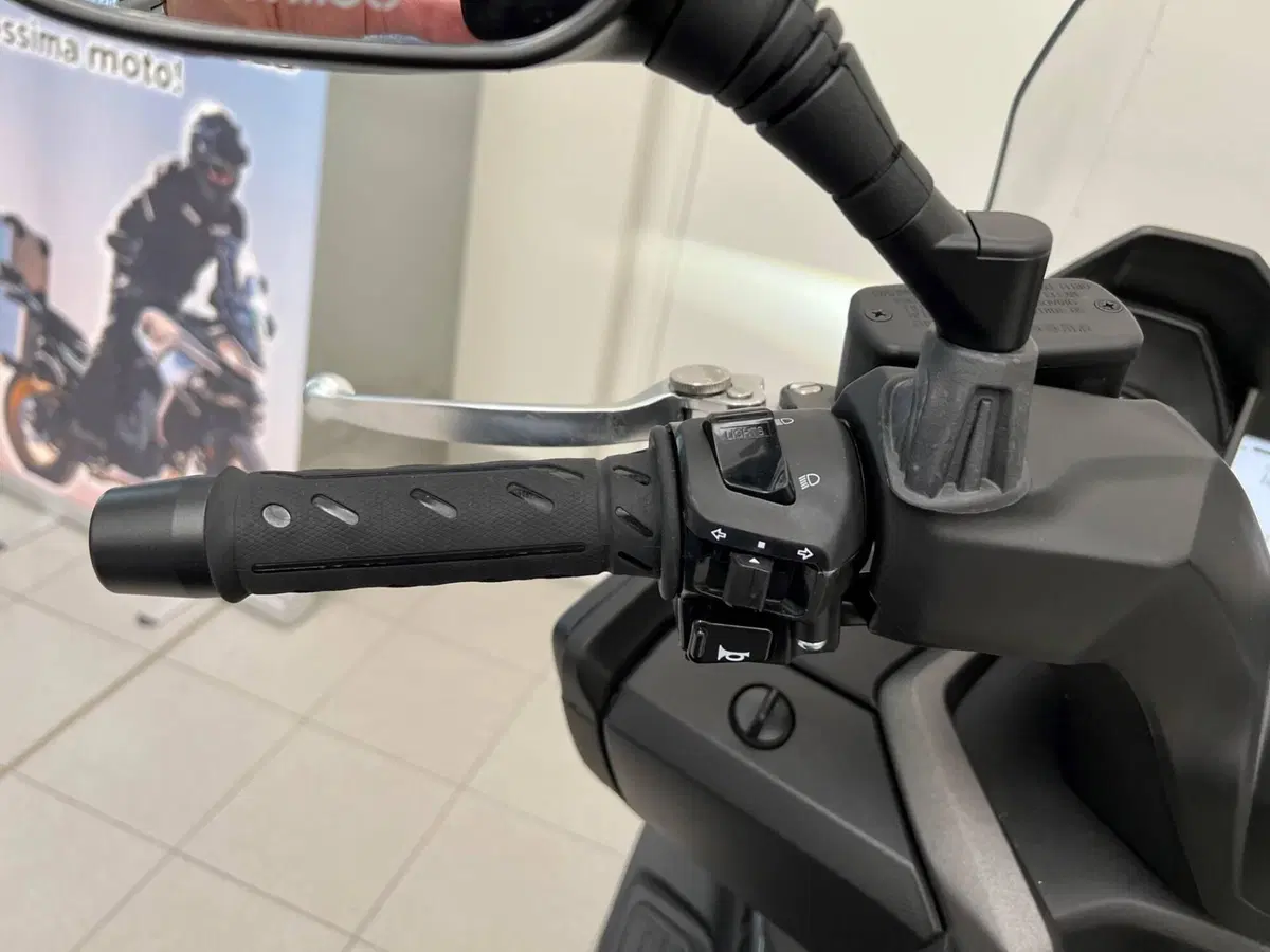 Kymco X-Town 300i (2025 - 26) (15)
