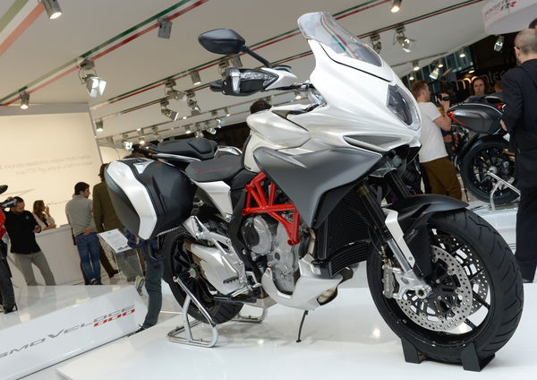 MV Agusta Turismo Veloce 800. Pubblicati anche i prezzi