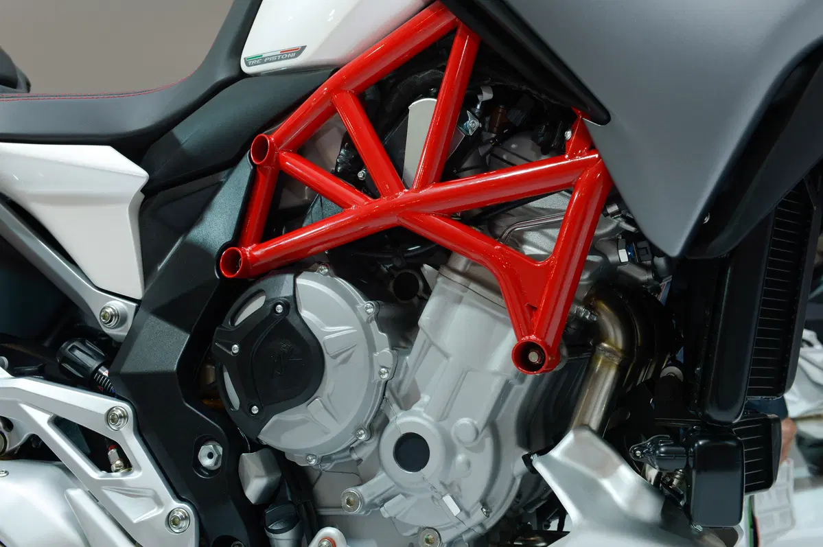 MV Agusta Turismo Veloce 800. Pubblicati anche i prezzi (8)