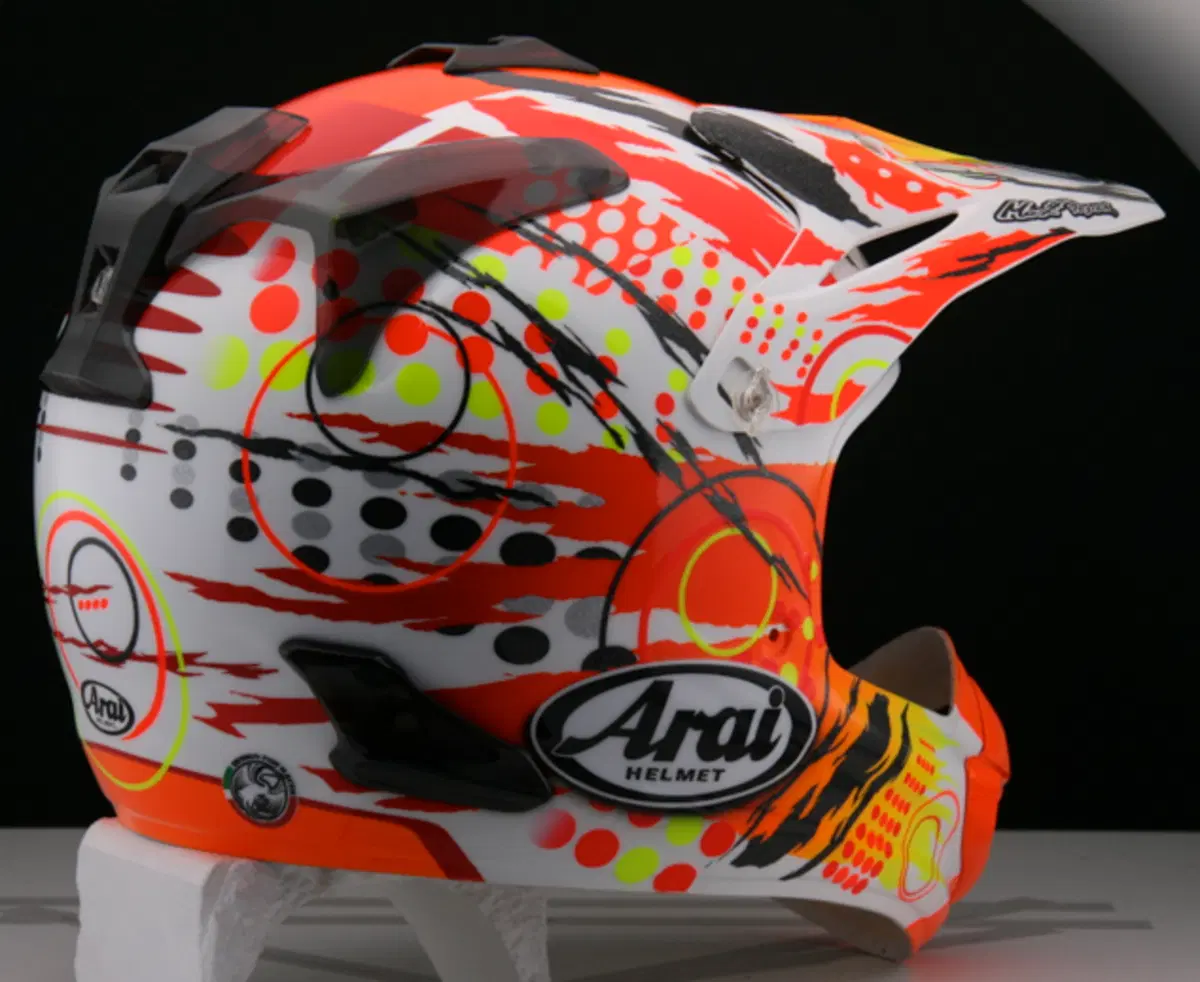 Le novità Arai a EICMA 2014 (2)