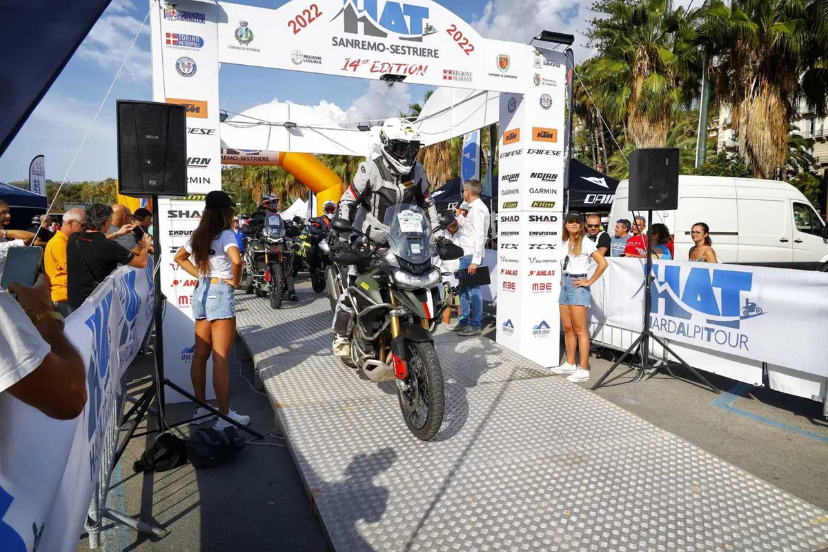 HAT 2022 Sanremo Sestriere: 580km NO STOP in 24h con le Tiger. Buio, freddo, alta quota! (8)