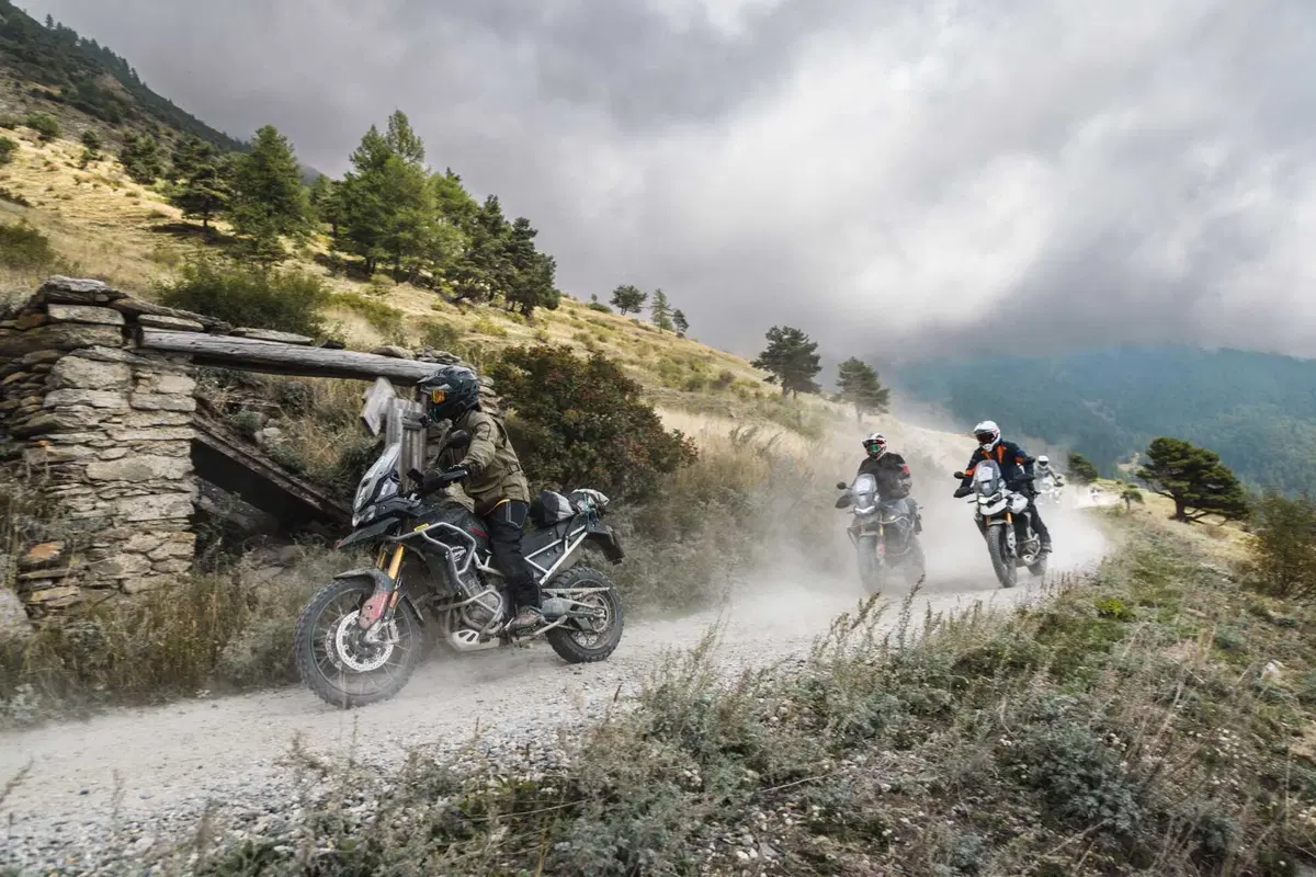 HAT 2022 Sanremo Sestriere: 580km NO STOP in 24h con le Tiger. Buio, freddo, alta quota! (18)