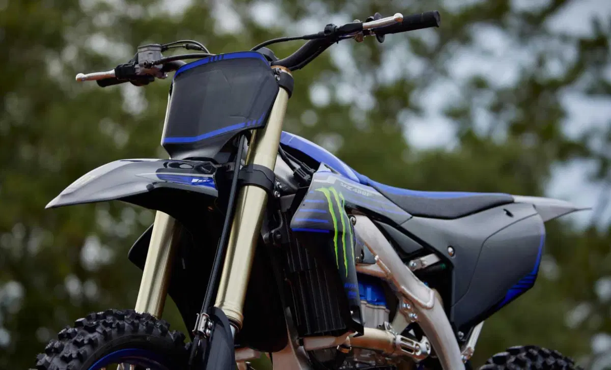 Yamaha YZ 450 F YZ 450 F Monster Energy (2023) (3)