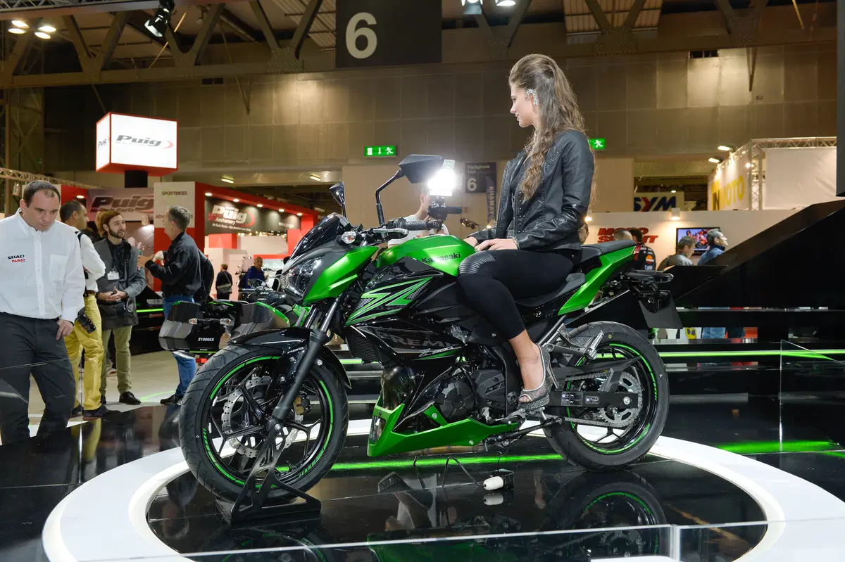 Kawasaki Z300 e Z250SL