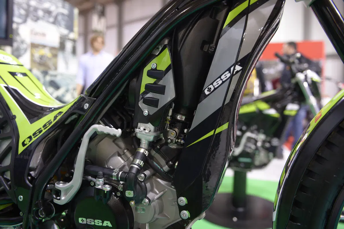 Ossa TR 300i 2015 (8)