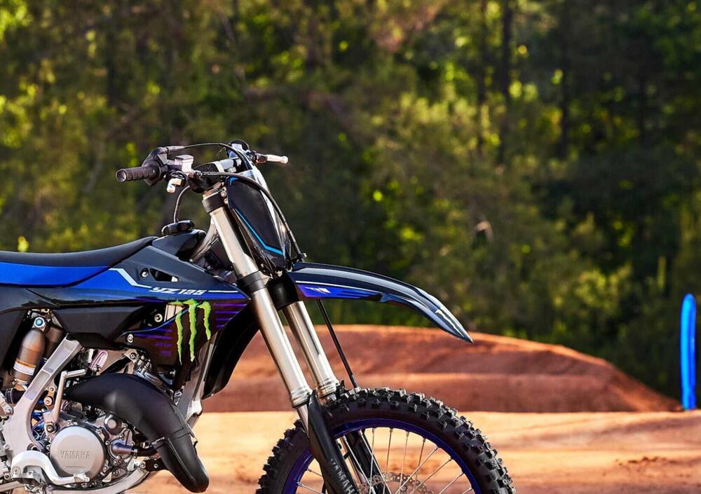 Yamaha YZ 125 Monster Energy (2023) (2)