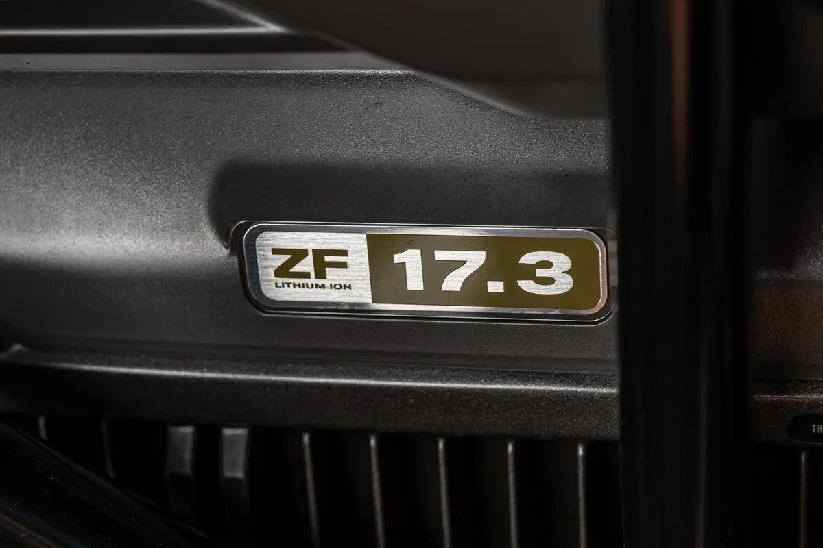 ZERO Motorcycles  DSR/X: Fun Factor 100%