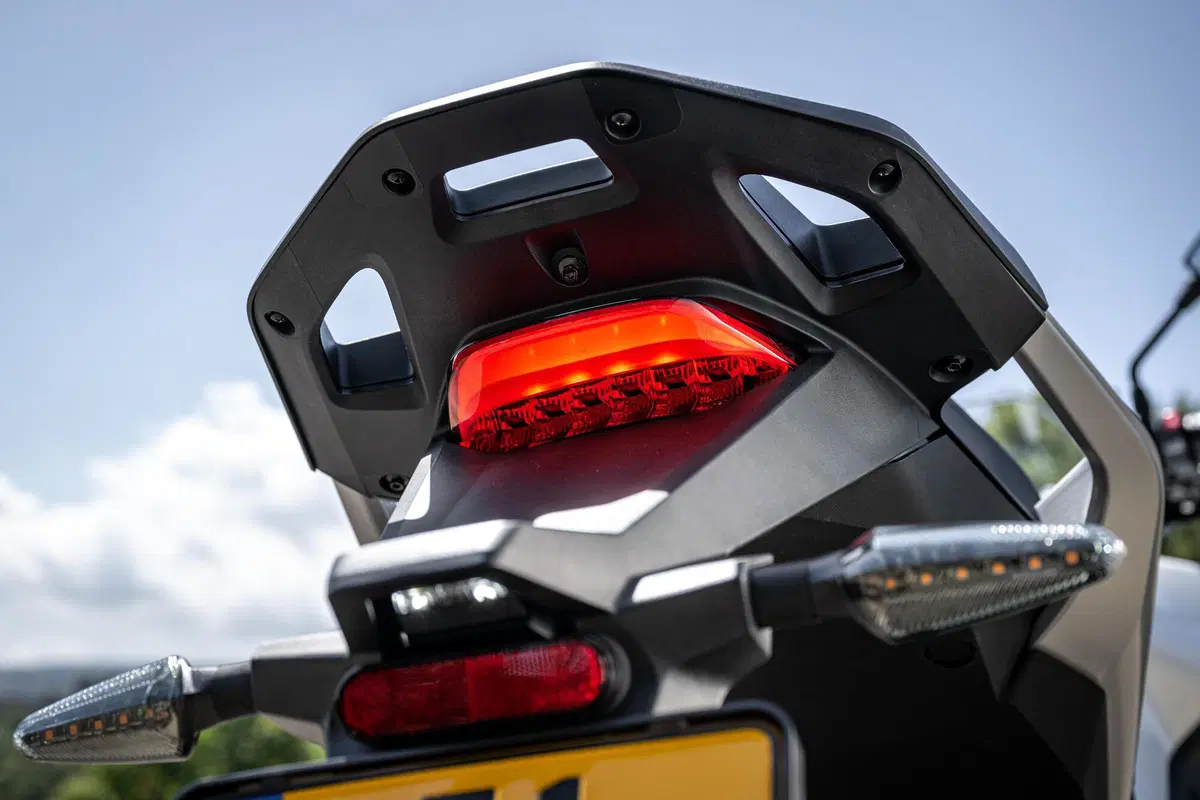 ZERO Motorcycles  DSR/X: Fun Factor 100%