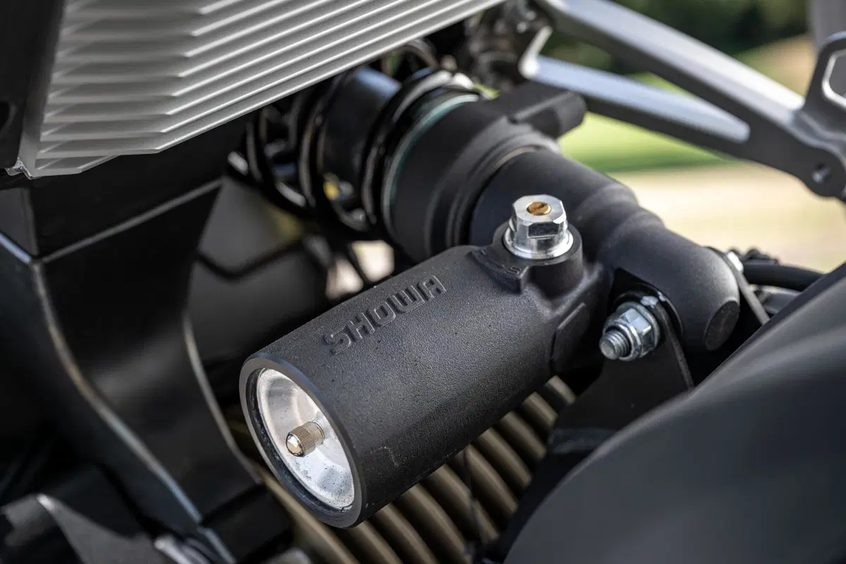 ZERO Motorcycles  DSR/X: Fun Factor 100% (2)
