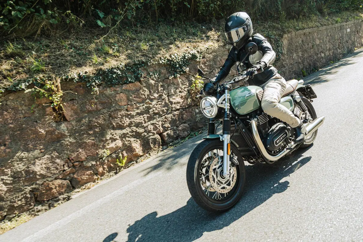 Brixton Cromwell 1200 TEST: la big che mancava (6)