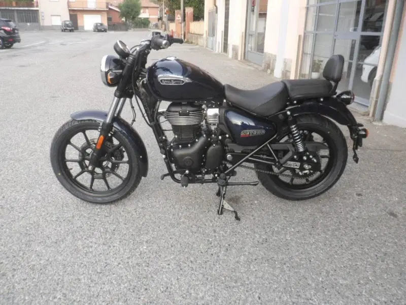 Royal Enfield Meteor 350 (2021 - 26)
