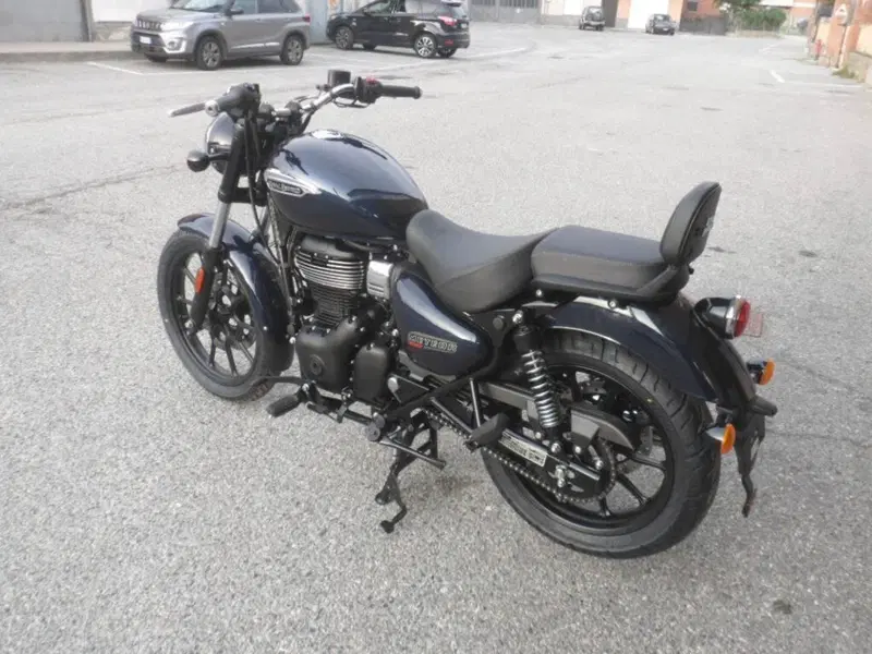 Royal Enfield Meteor 350 (2021 - 26) (4)
