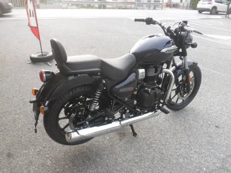 Royal Enfield Meteor 350 (2021 - 26) (5)