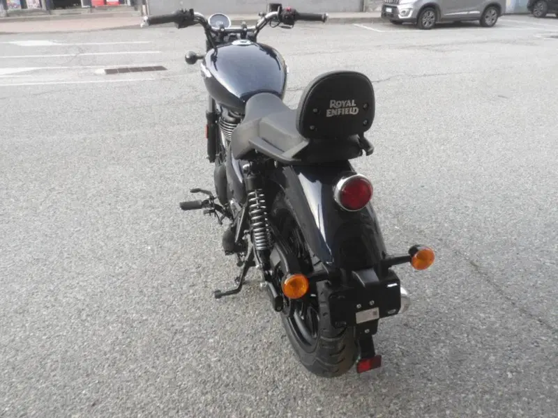 Royal Enfield Meteor 350 (2021 - 26) (9)