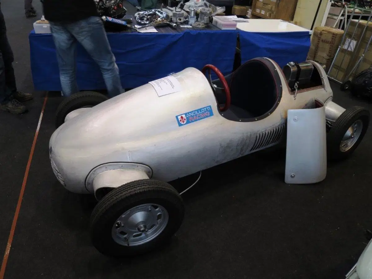 Le moto più belle della mostra scambio di Novegro (7)