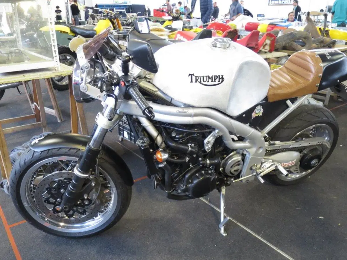 Le moto più belle della mostra scambio di Novegro (11)