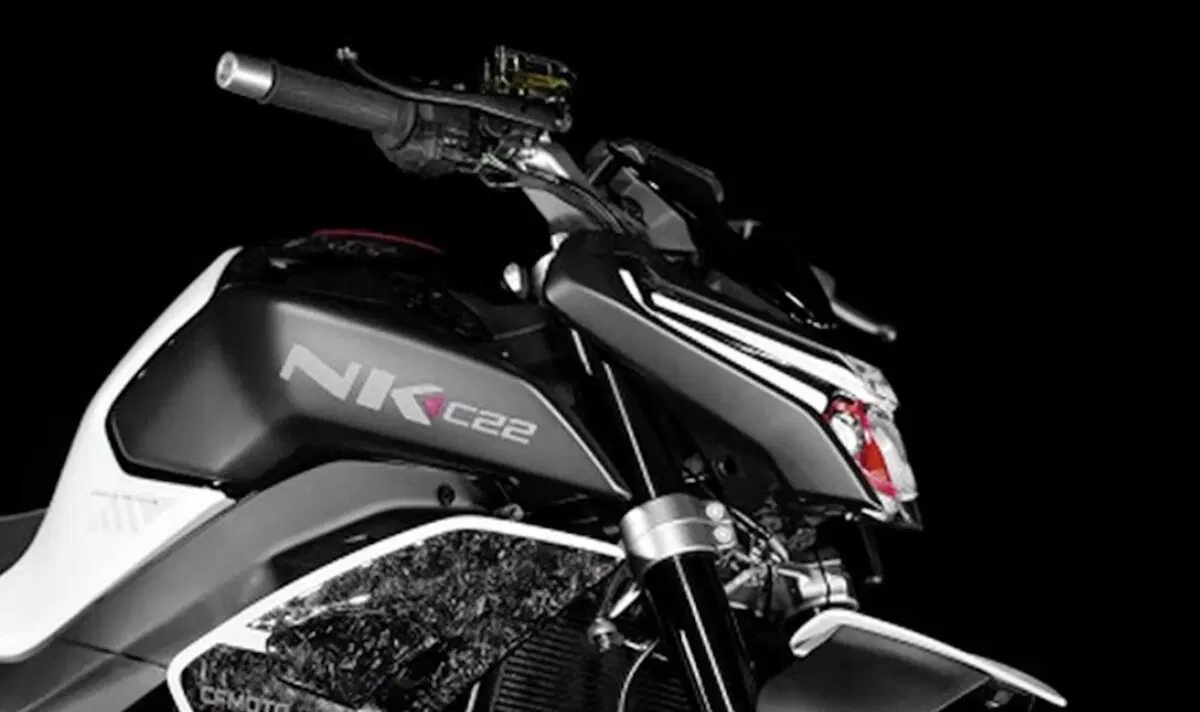 CFMoto NK-C22: è l'esordio di un nuovo stile 'made' in Cina? (3)