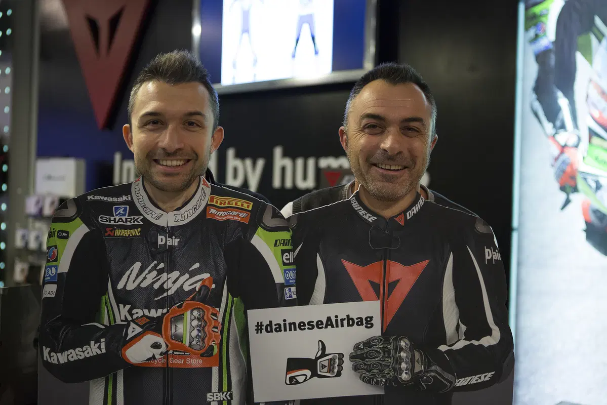 Dainese night: gamma D-air 2015, piloti SBK e Valentino Rossi’s leather suit (2)