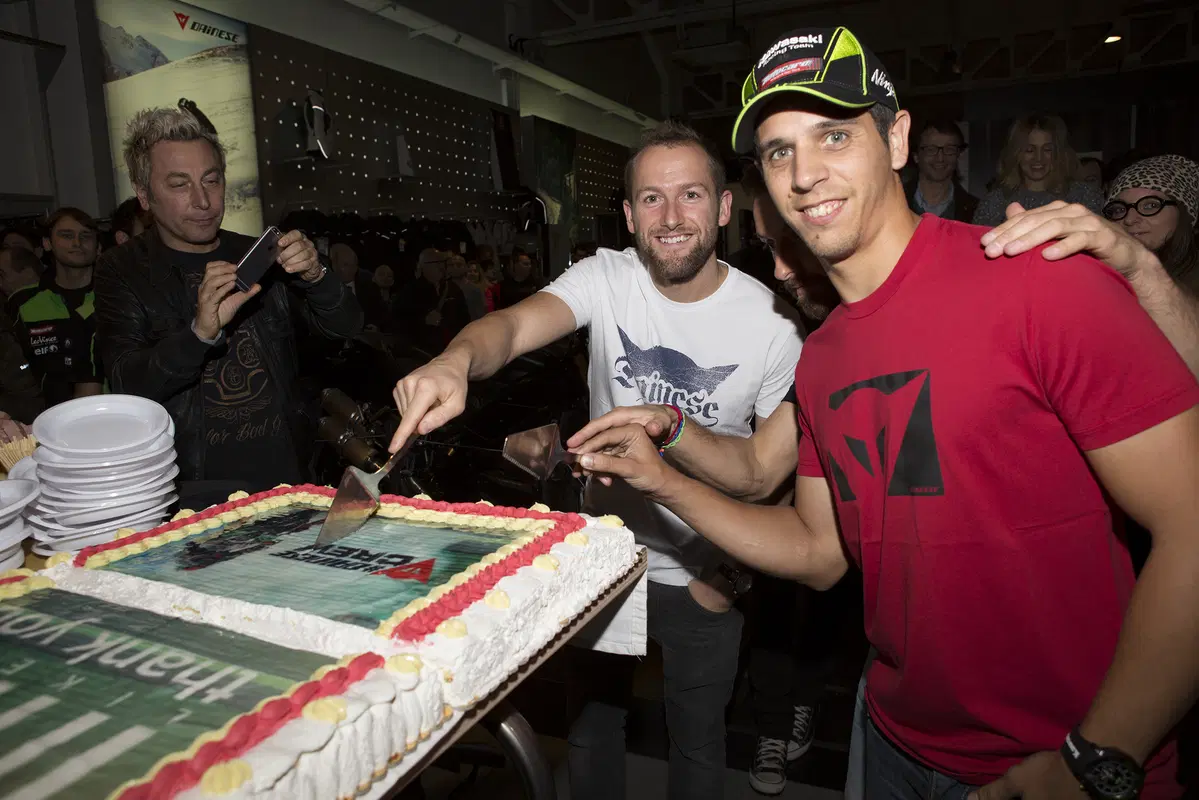 Dainese night: gamma D-air 2015, piloti SBK e Valentino Rossi’s leather suit (9)