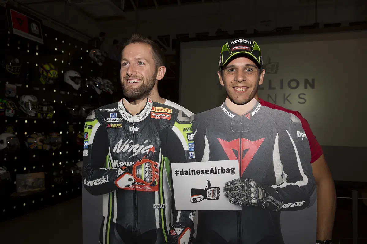 Dainese night: gamma D-air 2015, piloti SBK e Valentino Rossi’s leather suit (10)