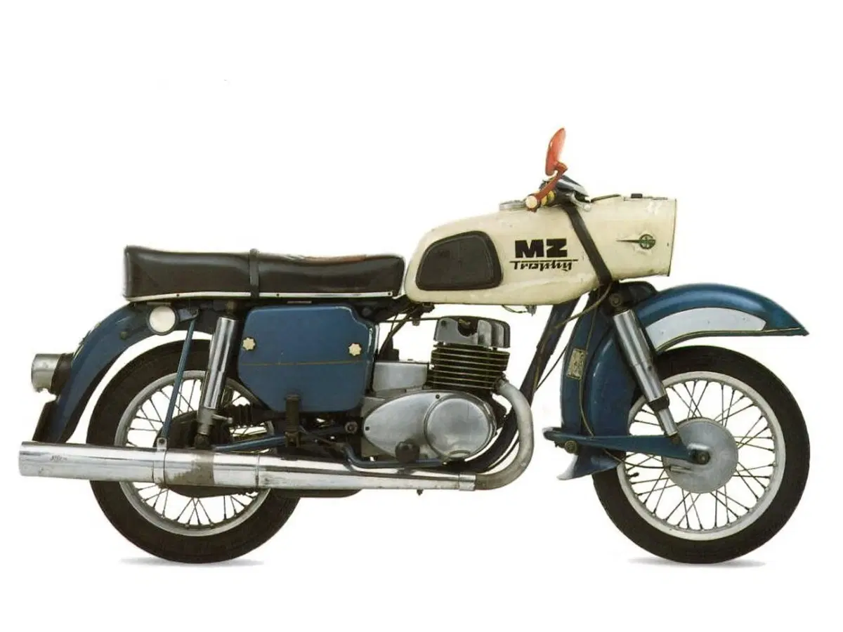 Le moto oltre il Muro di Berlino (7)