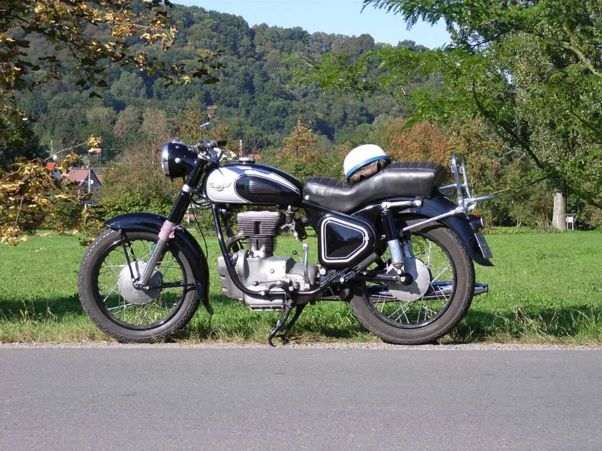 Le moto oltre il Muro di Berlino (8)