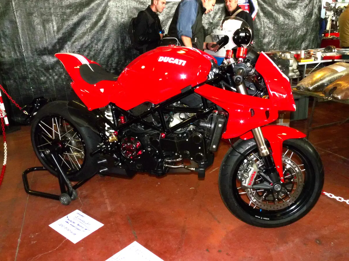 Mostra scambio di Novegro 2014, tante moto e tanti appassionati (41)