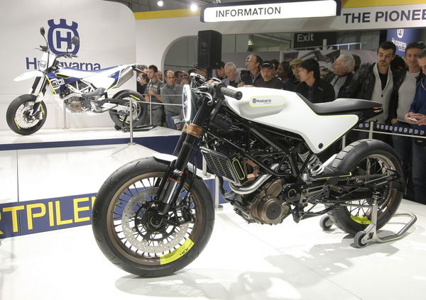 Husqvarna 701 Supermoto e 401 concept, video EICMA