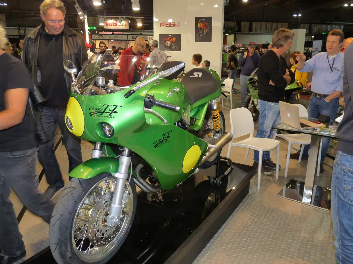 Paton 650 S1 2015 (2)