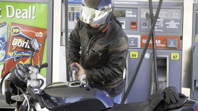 Taglio accise carburanti: nuova proroga al 30 novembre