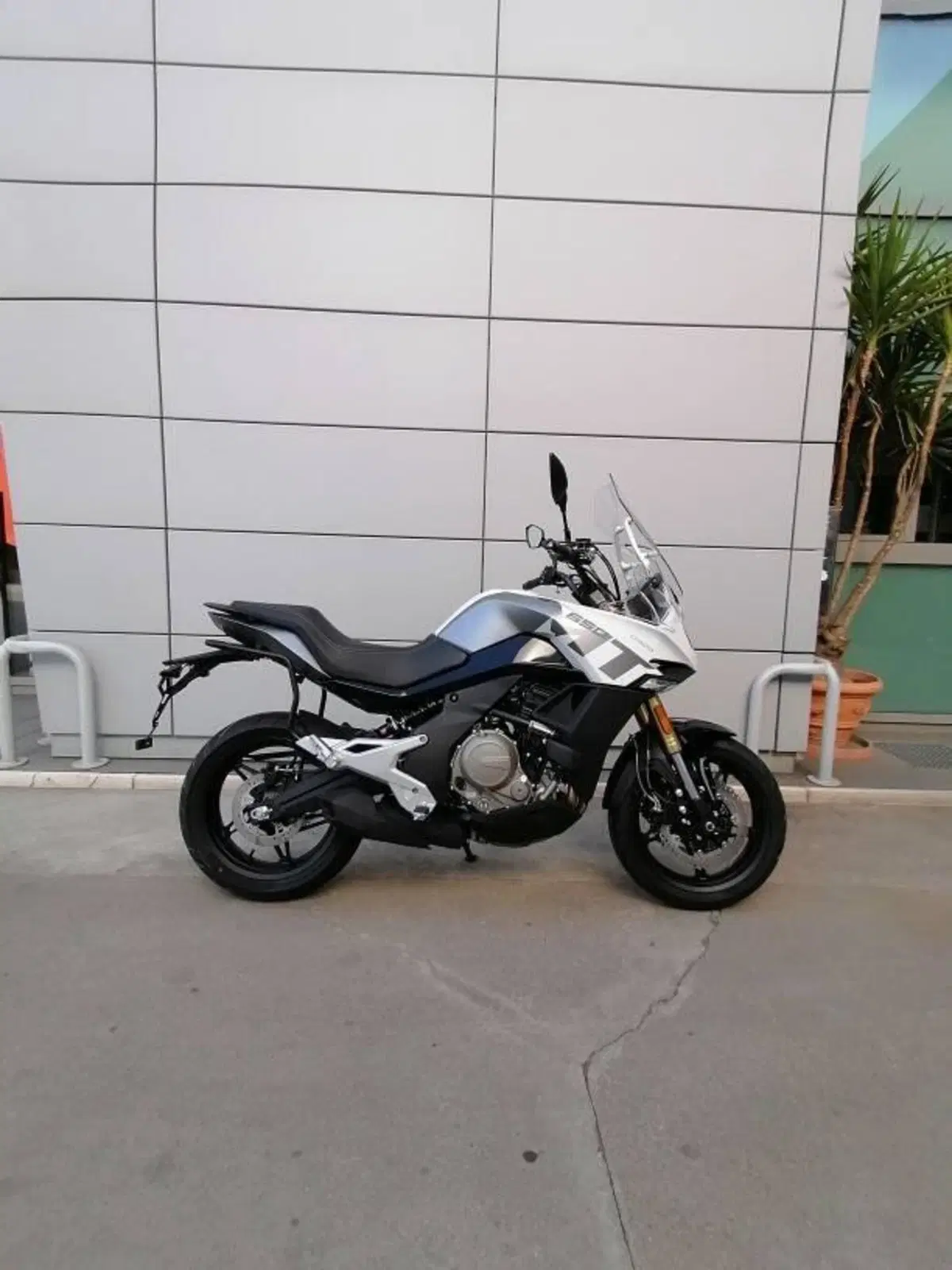 CFMOTO 650MT (2021 - 24) (4)