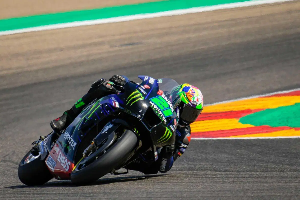 MotoGP 2022. GP di Aragon. Abiti strani, saponette consumate, facce felici, tristi e altri scatti da Aragon [GALLERY] (18)