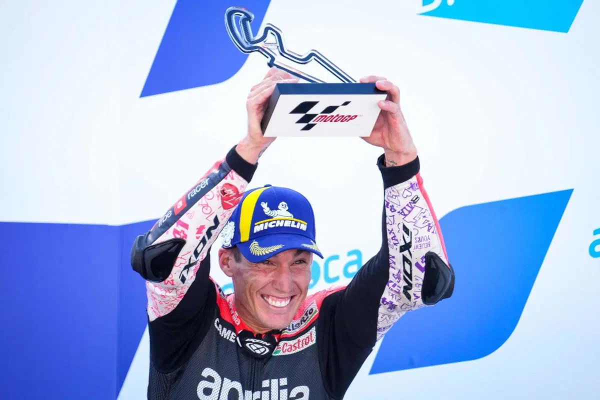 MotoGP 2022. GP di Aragon. Abiti strani, saponette consumate, facce felici, tristi e altri scatti da Aragon [GALLERY] (37)