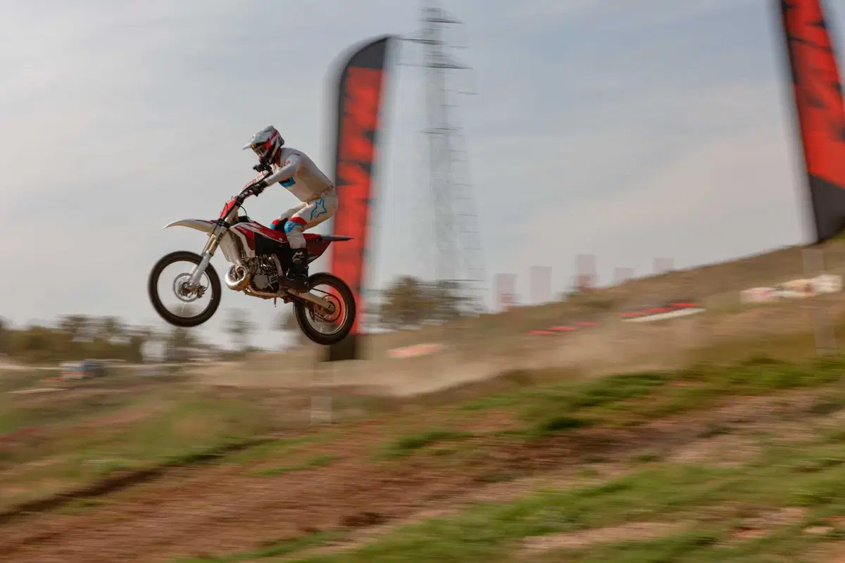Fantic Cross/Enduro 2023 PROVA ANTEPRIMA: vi diciamo come va tutta la gamma