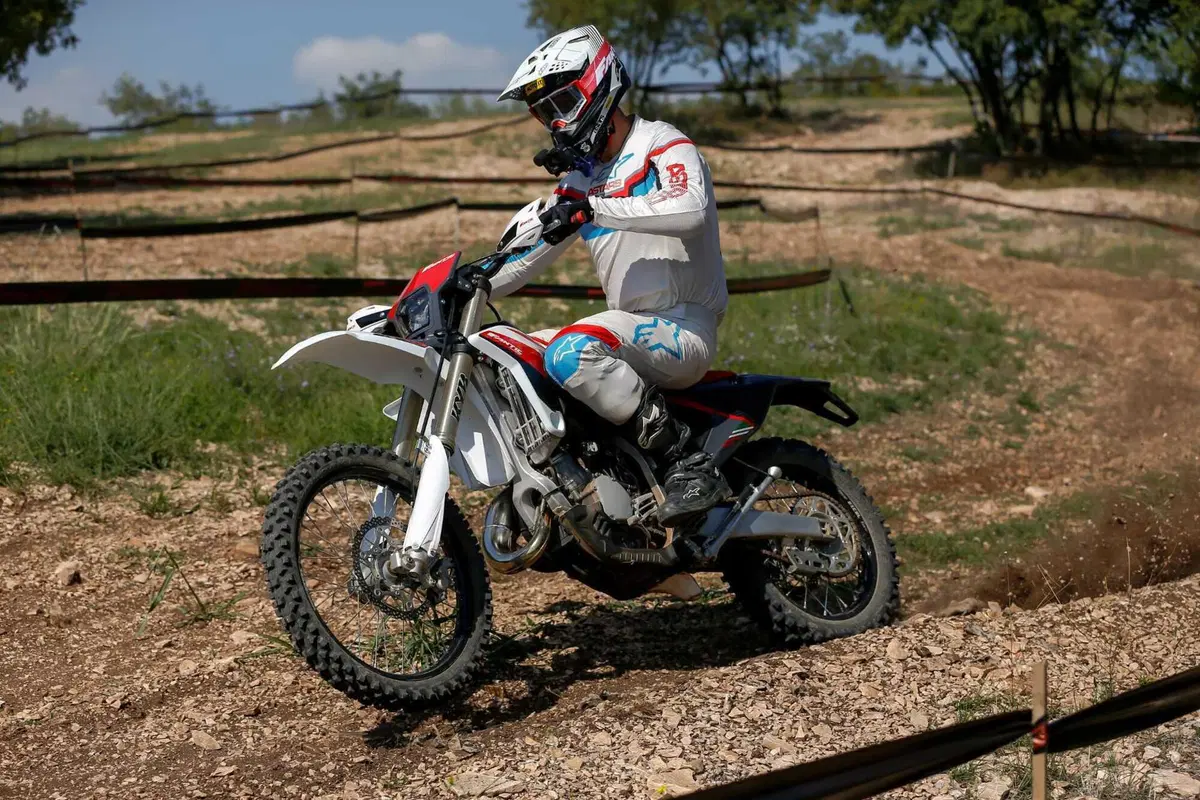 Fantic Cross/Enduro 2023 PROVA ANTEPRIMA: vi diciamo come va tutta la gamma (6)