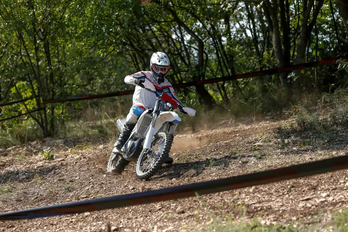 Fantic Cross/Enduro 2023 PROVA ANTEPRIMA: vi diciamo come va tutta la gamma (9)