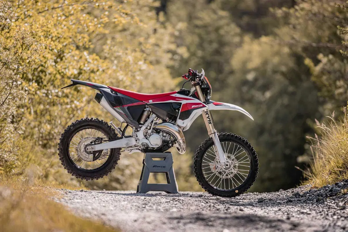 Fantic Cross/Enduro 2023 PROVA ANTEPRIMA: vi diciamo come va tutta la gamma (19)