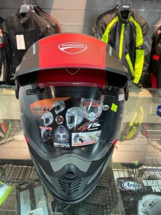 Casco Arai Tour-X4 Ducati