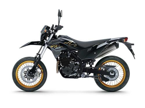 Kawasaki KLX 230SM. La piccola motard per il 2023 (2)