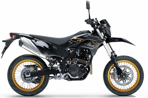 Kawasaki KLX 230SM. La piccola motard per il 2023 (3)