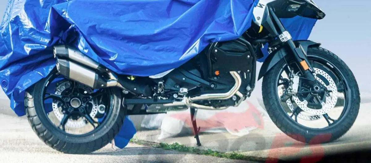 La nuova BMW R1300GS arriverà nel 2023? [Foto spia] (2)
