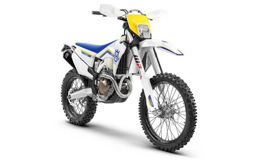 Husqvarna lancia i modelli off road Heritage. Perché le vittorie vanno ricordate (8)