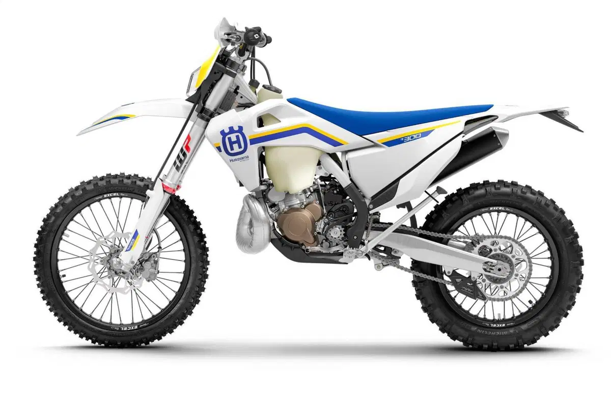 Husqvarna lancia i modelli off road Heritage. Perché le vittorie vanno ricordate (16)